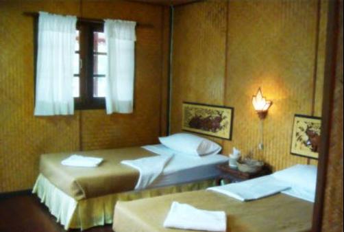 Baanpufa Resort - Kanchanaburi - Bedroom
