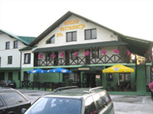 Zielony Gościniec - Sarnów - Building