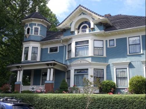 The Lion and the Rose Victorian Bed & Breakfast - Portland - Building