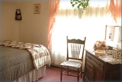 Custer Mansion Bed & Breakfast - Custer - Bedroom