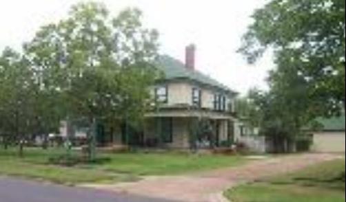 Old Johnson House Inn - Hugo - Building