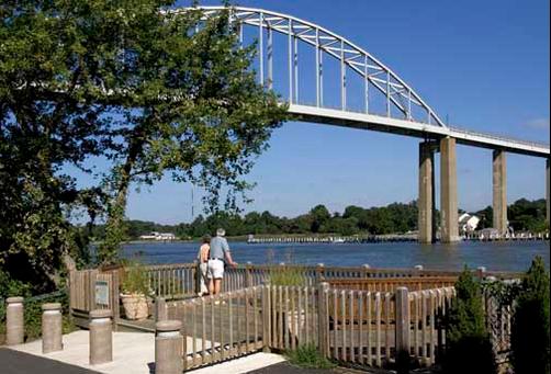 Ship Watch Inn - Chesapeake City - Outdoors view