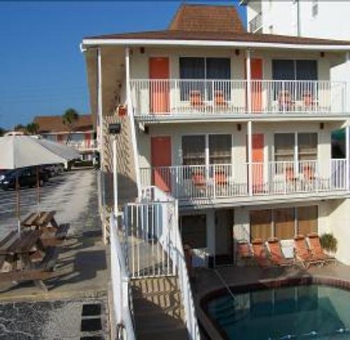 Royal Holiday Beach Motel - Daytona Beach Shores - Pool