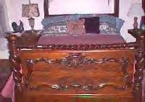 Blooming Garden Inn - Durham - Bed