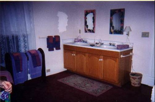 Blooming Garden Inn - Durham - Bathroom