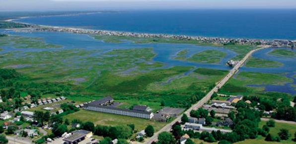 Misty Harbor Resort Motel - Wells - Outdoors view
