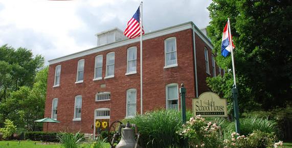 School House B&B - Rocheport - Building