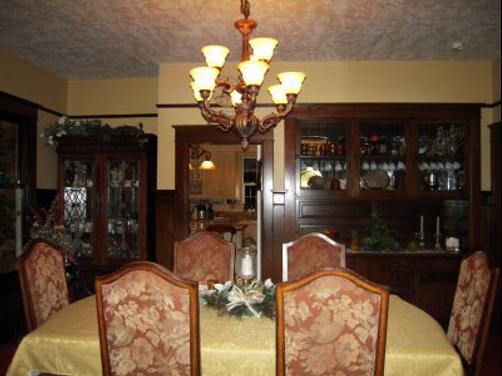 Nob Hill Riverview Bed And Breakfast - Saint Helens - Living room