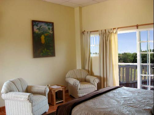 Serenity Sands Bed and Breakfast - Corozal - Bedroom