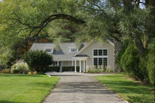 Captains Quarters Motel - Saugatuck - Building