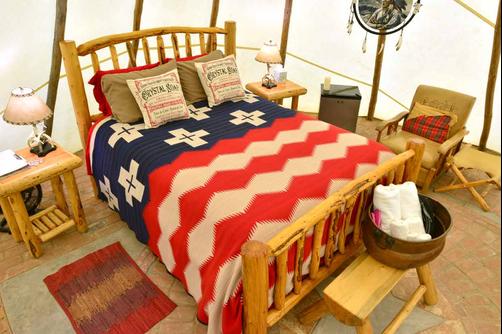Cherry Wood Bed Breakfast and Barn - Zillah - Bedroom