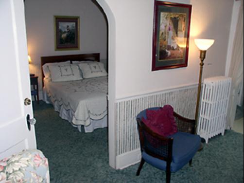 Colonial Manor Inn - Onancock - Bedroom