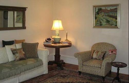 Mitchell Ponds Inne-Country Elegance - Knox - Living room