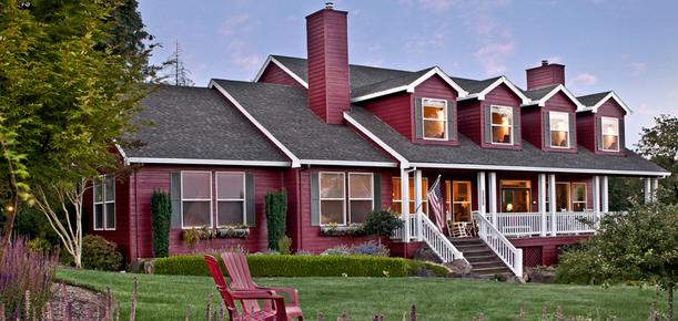 The DreamGiver's Inn - Newberg - Building