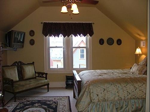 The River View Inn - Sunbury - Bedroom