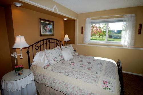 Trumpeter Inn - Friday Harbor - Bedroom