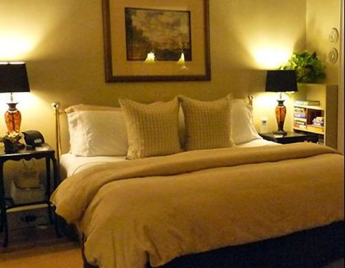 PineCrest B&B - Gorham - Bedroom
