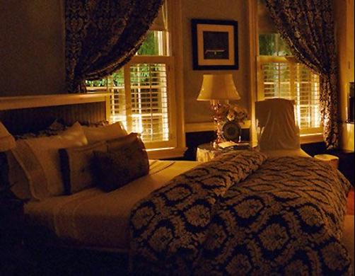 PineCrest B&B - Gorham - Bedroom