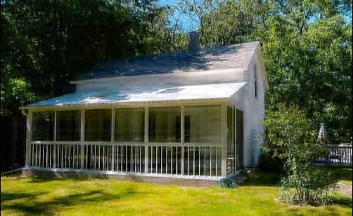 Hotel Nichols - South Haven - Building