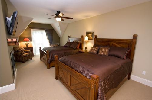 Inn at Torch Lake - Alden - Bedroom
