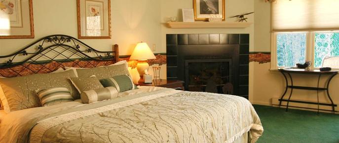 The House on the Hill - Ellsworth - Bedroom