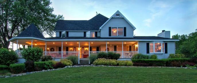 The House on the Hill - Ellsworth - Building