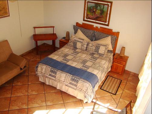 Lalapanzi Guest House - Saint Lucia - Bedroom