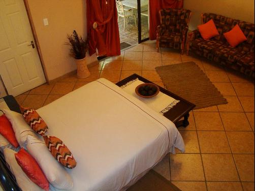 Lalapanzi Guest House - Saint Lucia - Bedroom