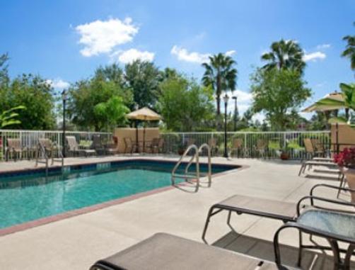 Baymont Inn & Suites Fort Myers Airport - Fort Myers - Pool