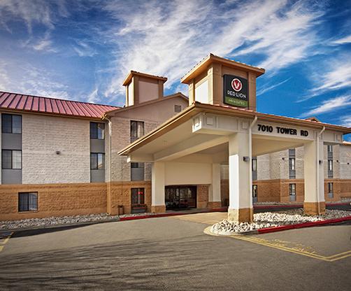Red Lion Inn & Suites Denver Airport - Denver - Building