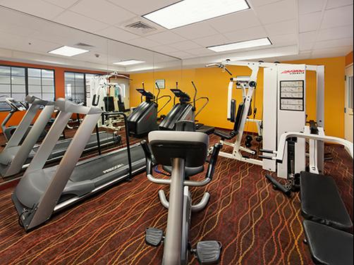 Red Lion Inn & Suites Denver Airport - Denver - Gym