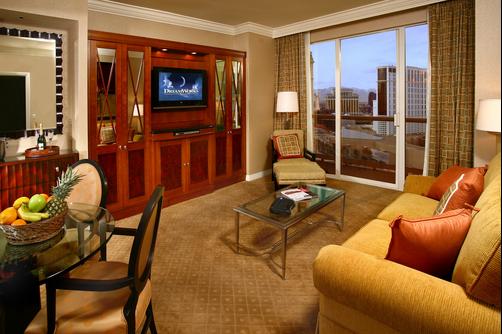 Luxury Suites International at The Signature - Las Vegas