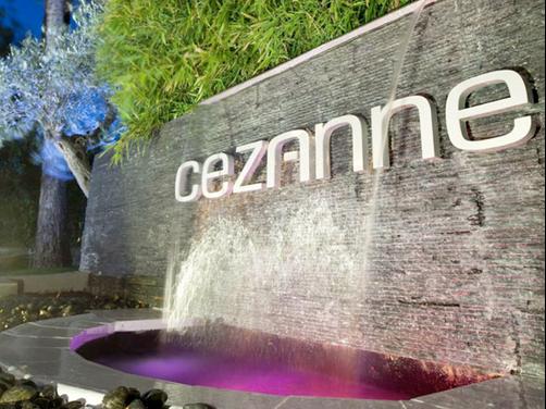 Hotel Cezanne - Cannes - Building