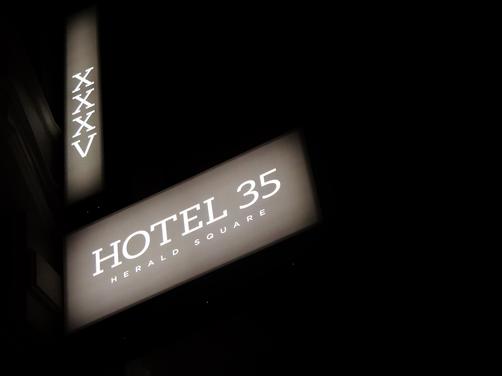 Hotel 35 at Herald Square - New York - Outdoors view