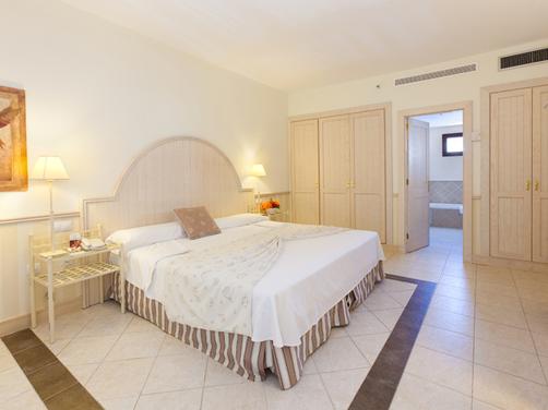 Dream Gran Castillo Resort - Playa Blanca - King bedroom