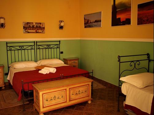Delle Palme - Naples - Bedroom