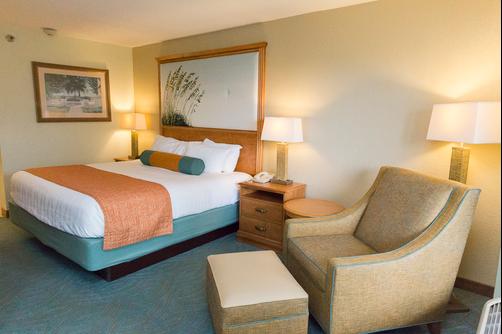 Best Western Plus Siesta Key Gateway - Sarasota - King bedroom