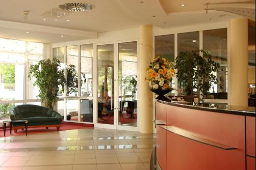 InterCityHotel Rostock - Rostock - Lobby