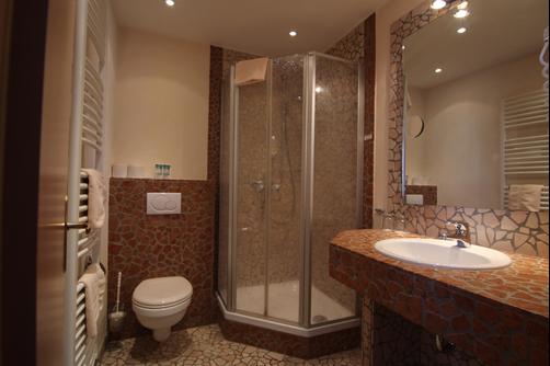 Hotel Heide Residenz - Paderborn - Bathroom