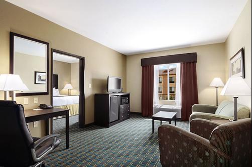 Days Inn & Suites Mineral Wells - Mineral Wells - Bedroom