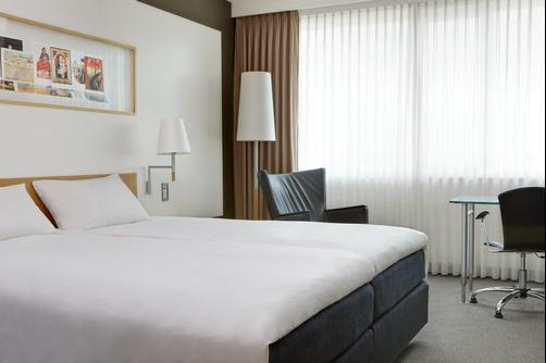 Steigenberger Airport Hotel Amsterdam - Schiphol - Bedroom