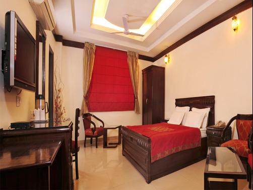 Clark Heights - New Delhi