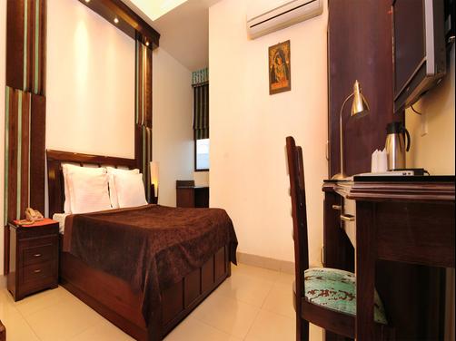 Clark Heights - New Delhi - Bedroom