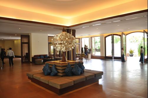 Lotus Blanc Resort - Siem Reap - Lobby