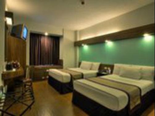Microtel Inn & Suites by Wyndham Baguio - Baguio