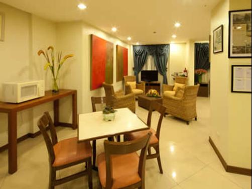 Microtel Inn & Suites by Wyndham Baguio - Baguio