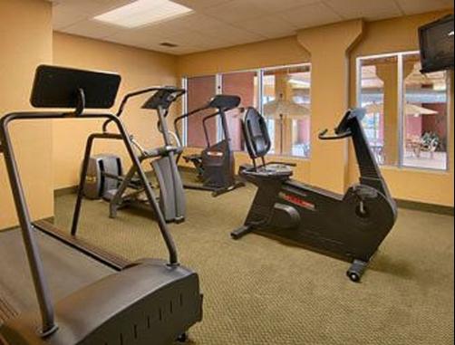 Days Inn & Suites Bozeman - Bozeman - Gym