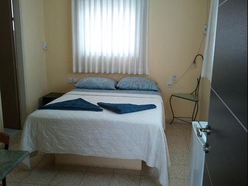 Dekel Guesthouse - Ramat Gan - Bed