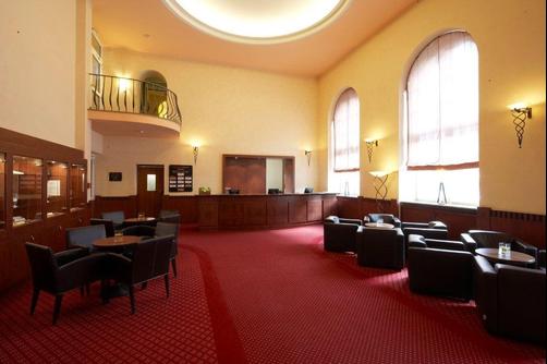 InterCityHotel München - Munich - Lobby