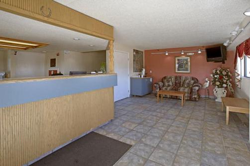 Super 7 Inn - Dallas - Dallas - Front desk